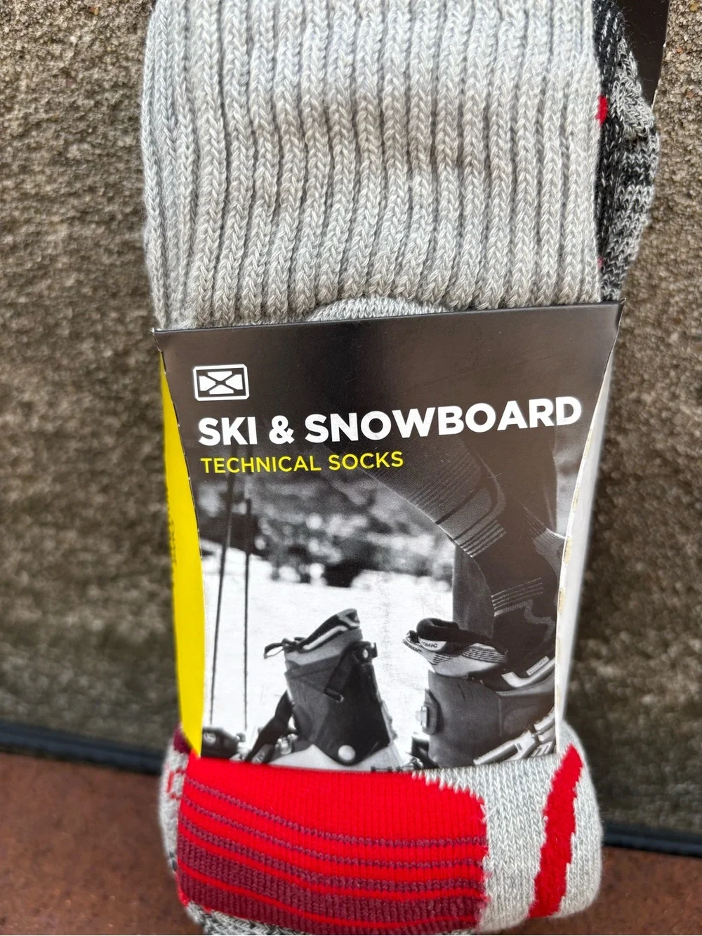 Evolution Socks Unisex Medium M6.5-8 W8-10 Technical Ski Snowboard Grey/red Nwt